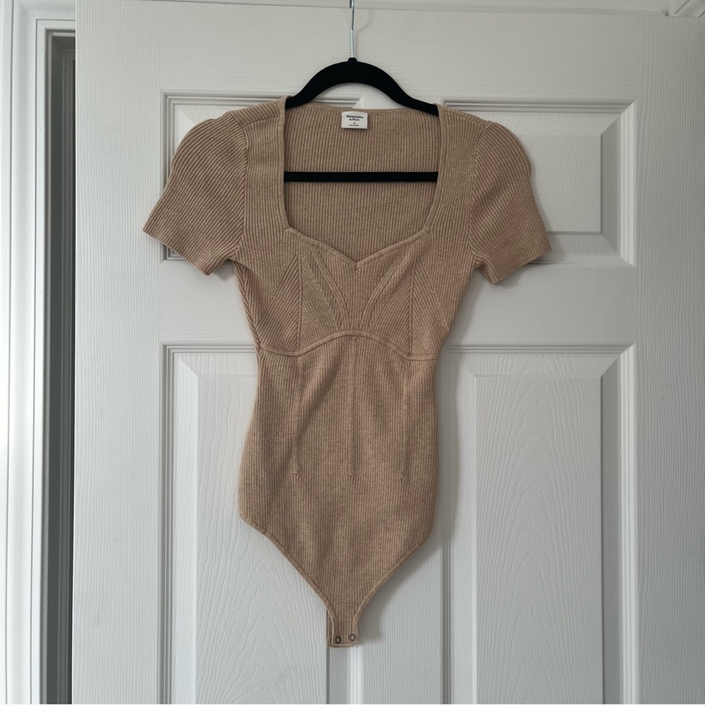 Abercrombie Corset Sweetheart Short Sleeve Knit Bodysuit